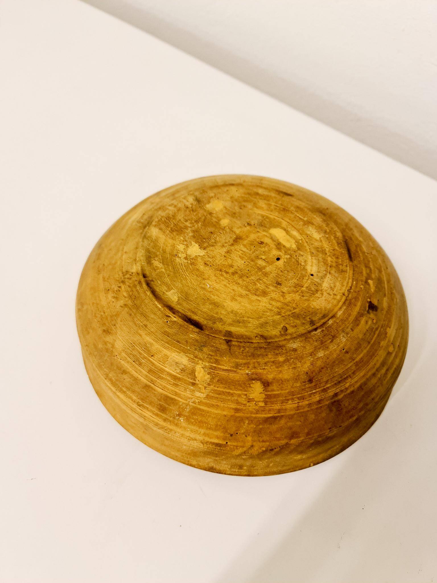 Swedish folk art, unique wooden bowl from the 19th century.