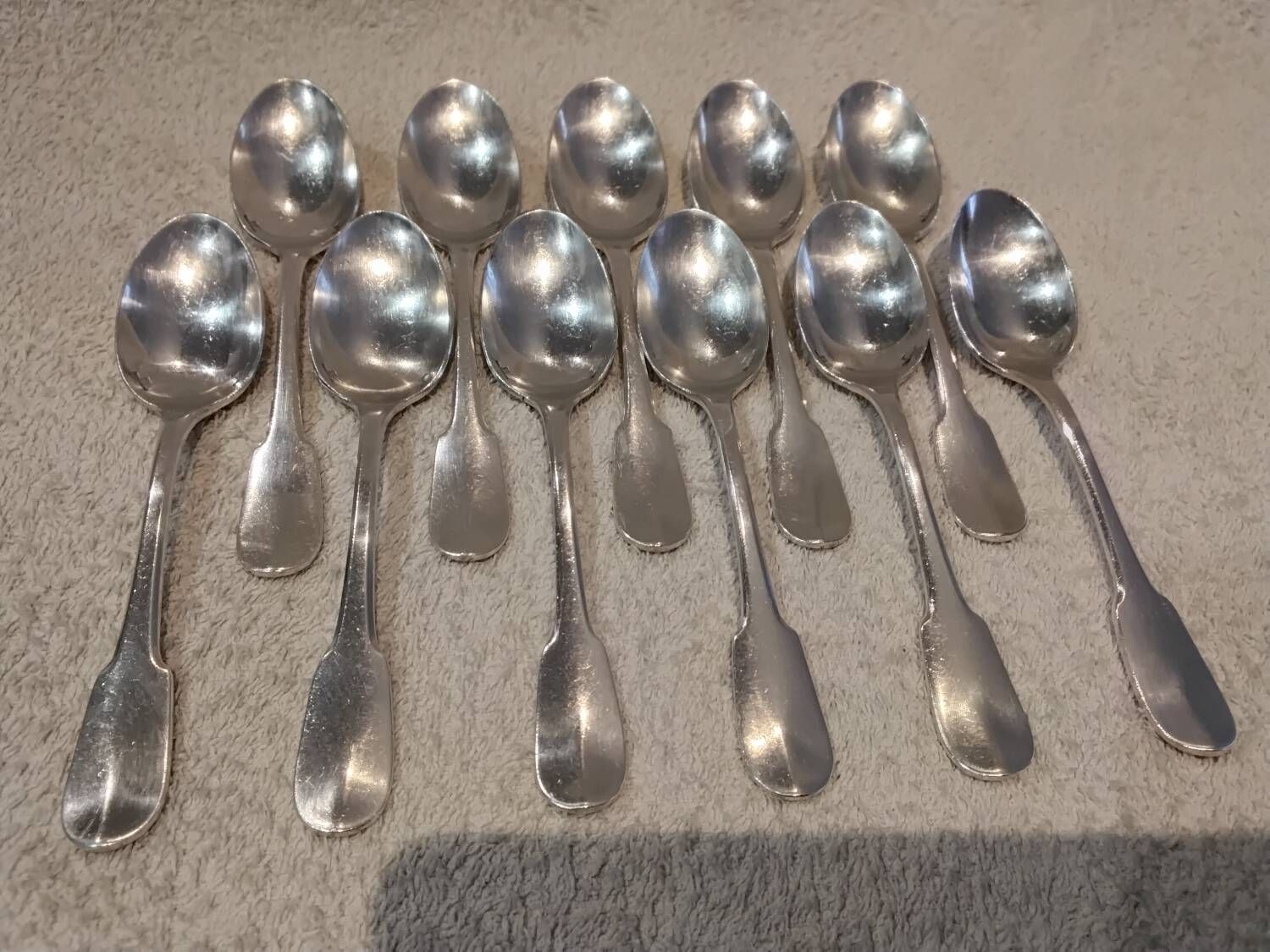 11 silver-plated teaspoons by Christofle, Cluny pattern, striped