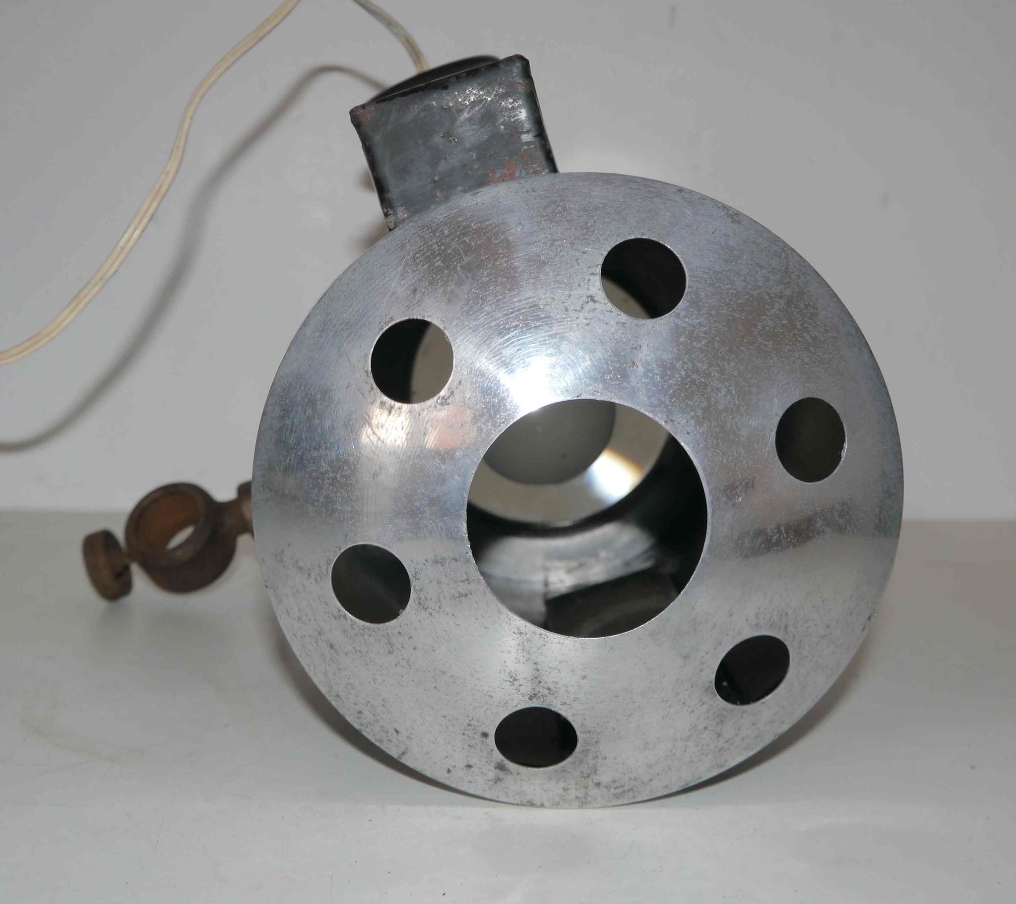 Ancien  projecteur de théâtre ou cinéma métal et aluminium
