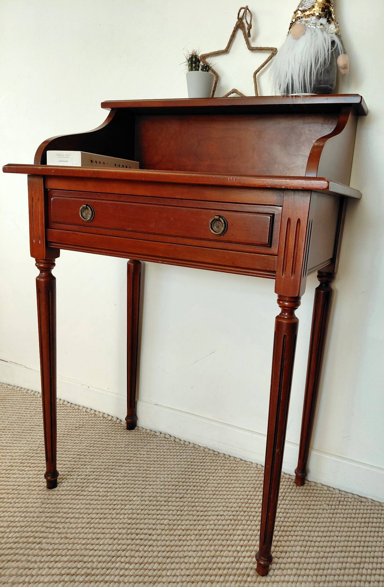 Bureau Bonheur du Jour in Louis XVI style - Cherry wood and Brass - NF P label.