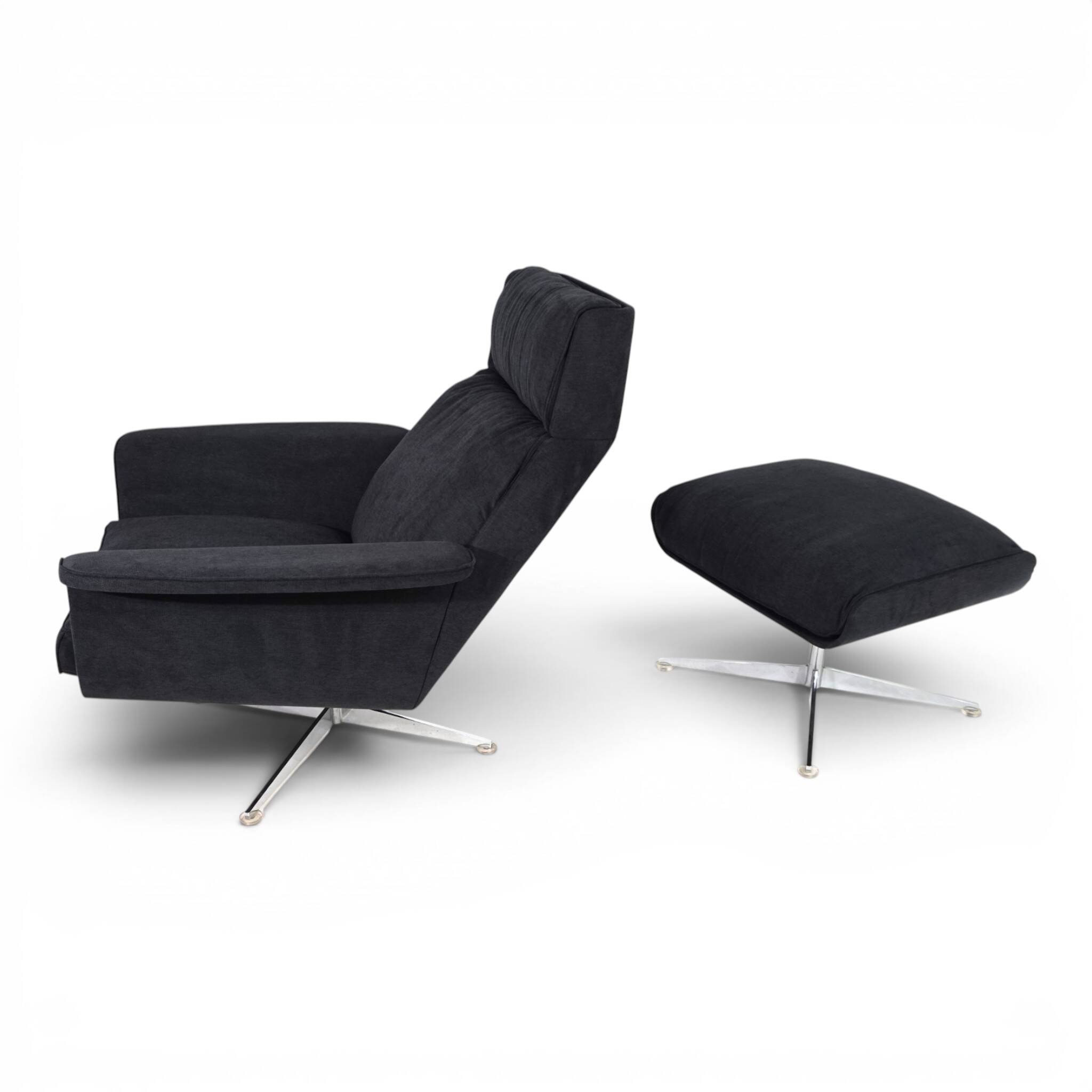 Kaufeld Siesta 62 lounge chair with ottoman by Jacques Brule, 1960