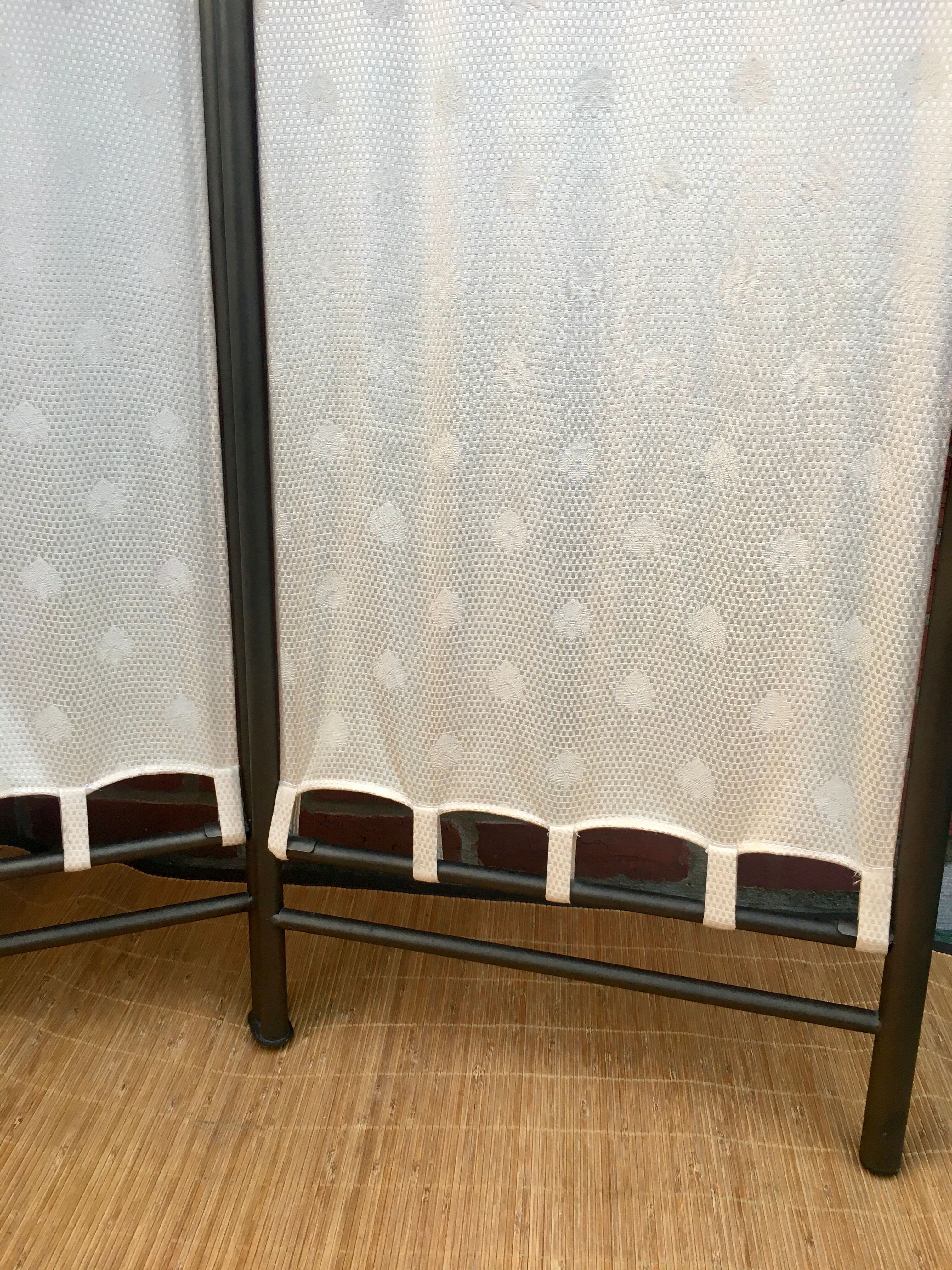 Screen 3 fabric panels