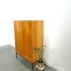 Meuble en placage avec tiroirs et piètement en acier, armoire vintage