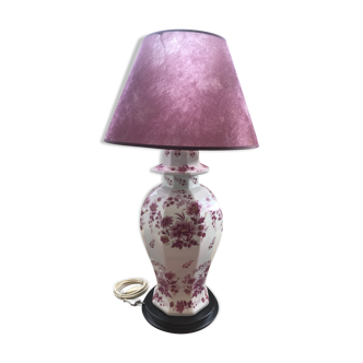 Lampe potiche porcelaine dessin fleurs avec abat-jour violet vintage