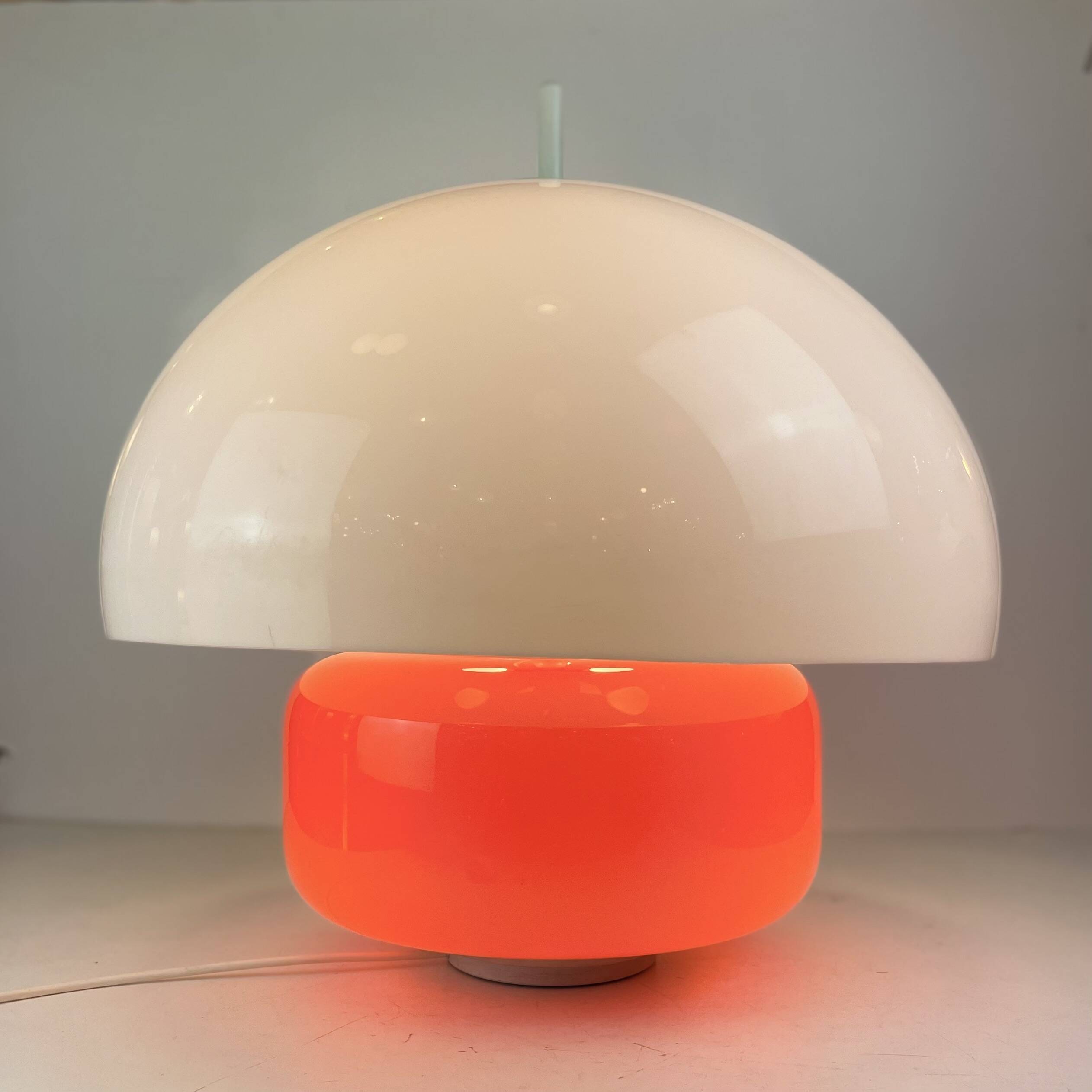 Table lamp in the style of Martinelli Luce, 1970s.