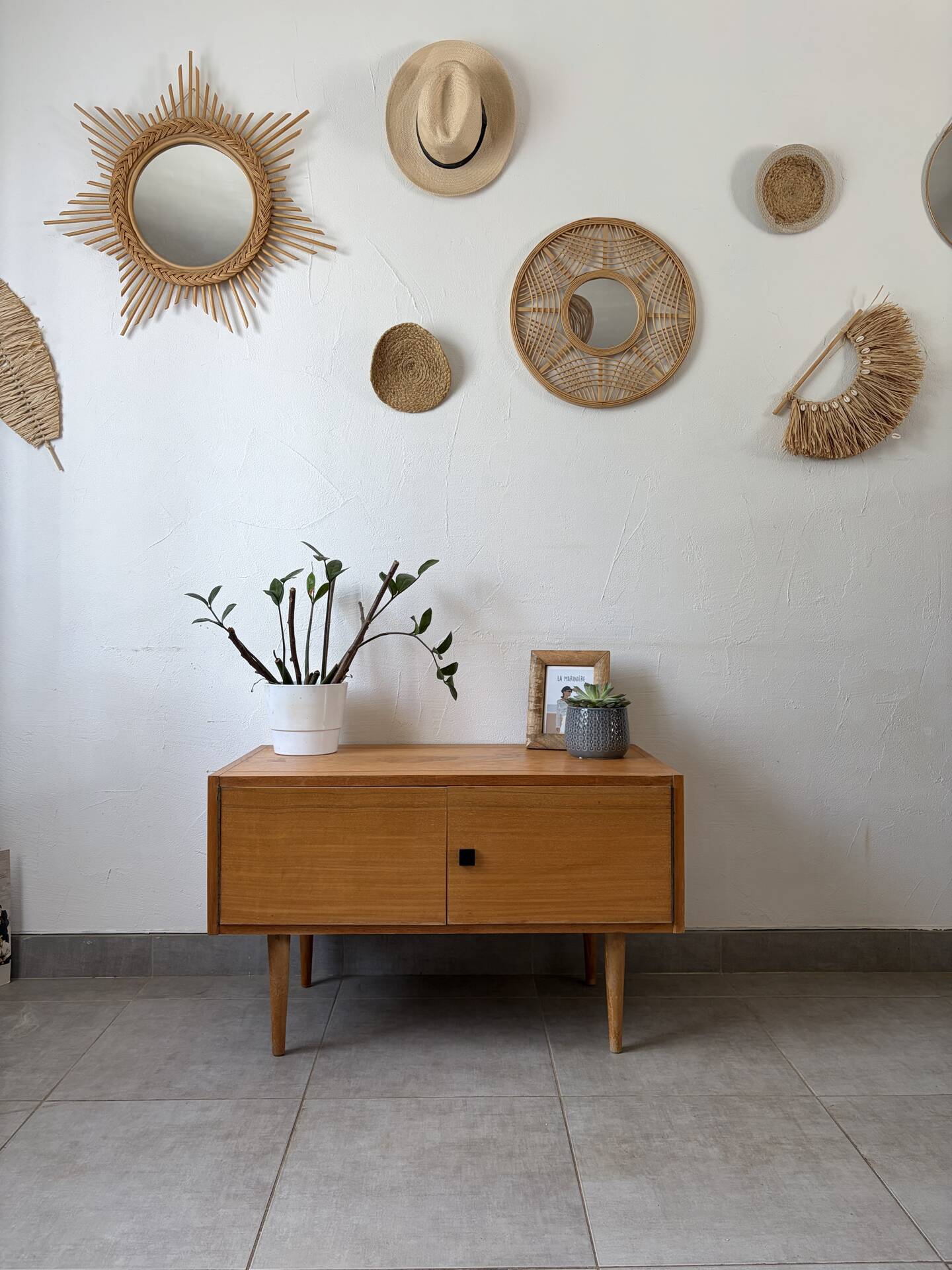 Vintage TV unit / sideboard