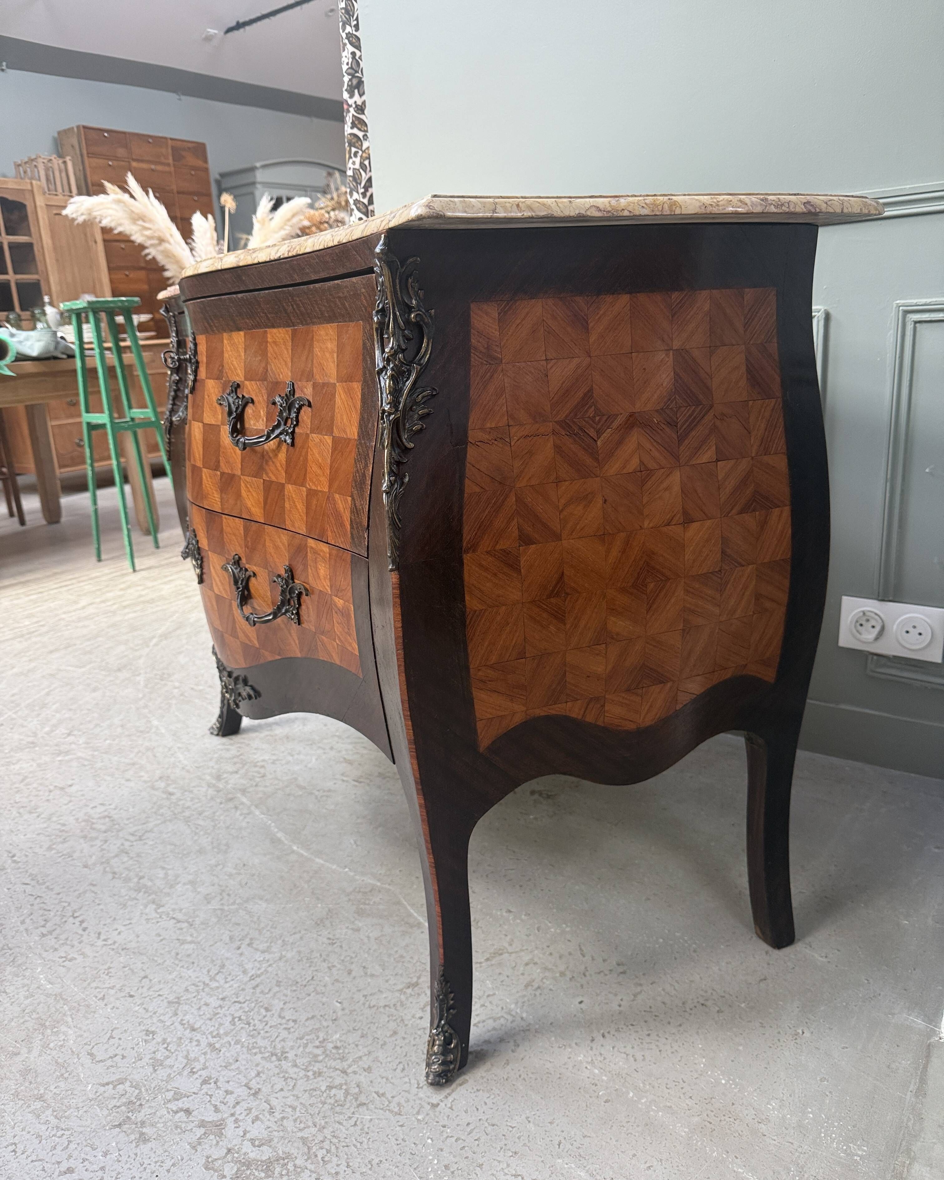 Louis XV jump commode