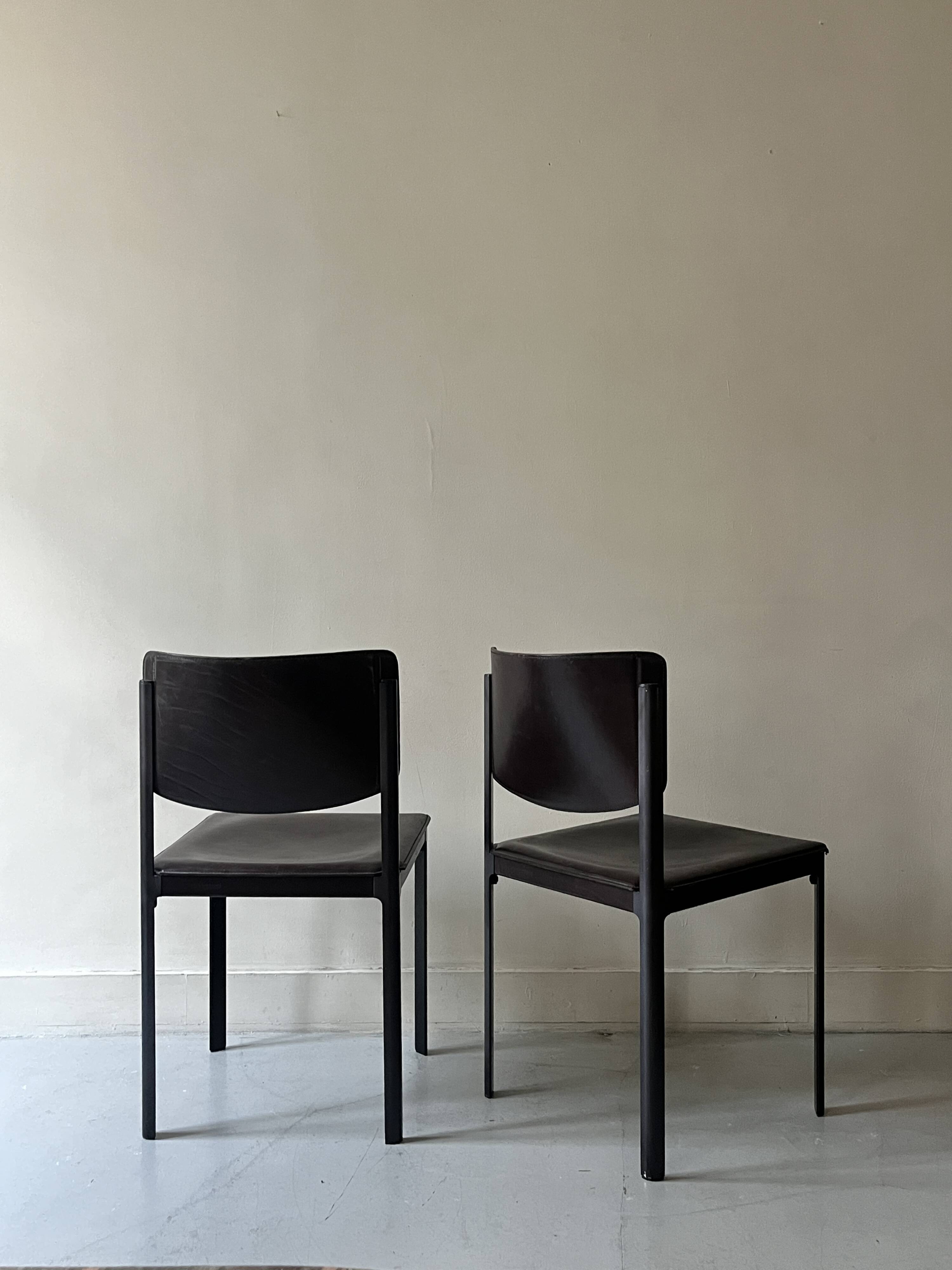 Set of 2 Italian chairs in brown Havana leather, design MATTEO GRASSI
