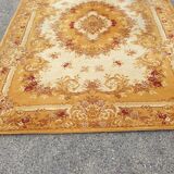 Neo classical carpet