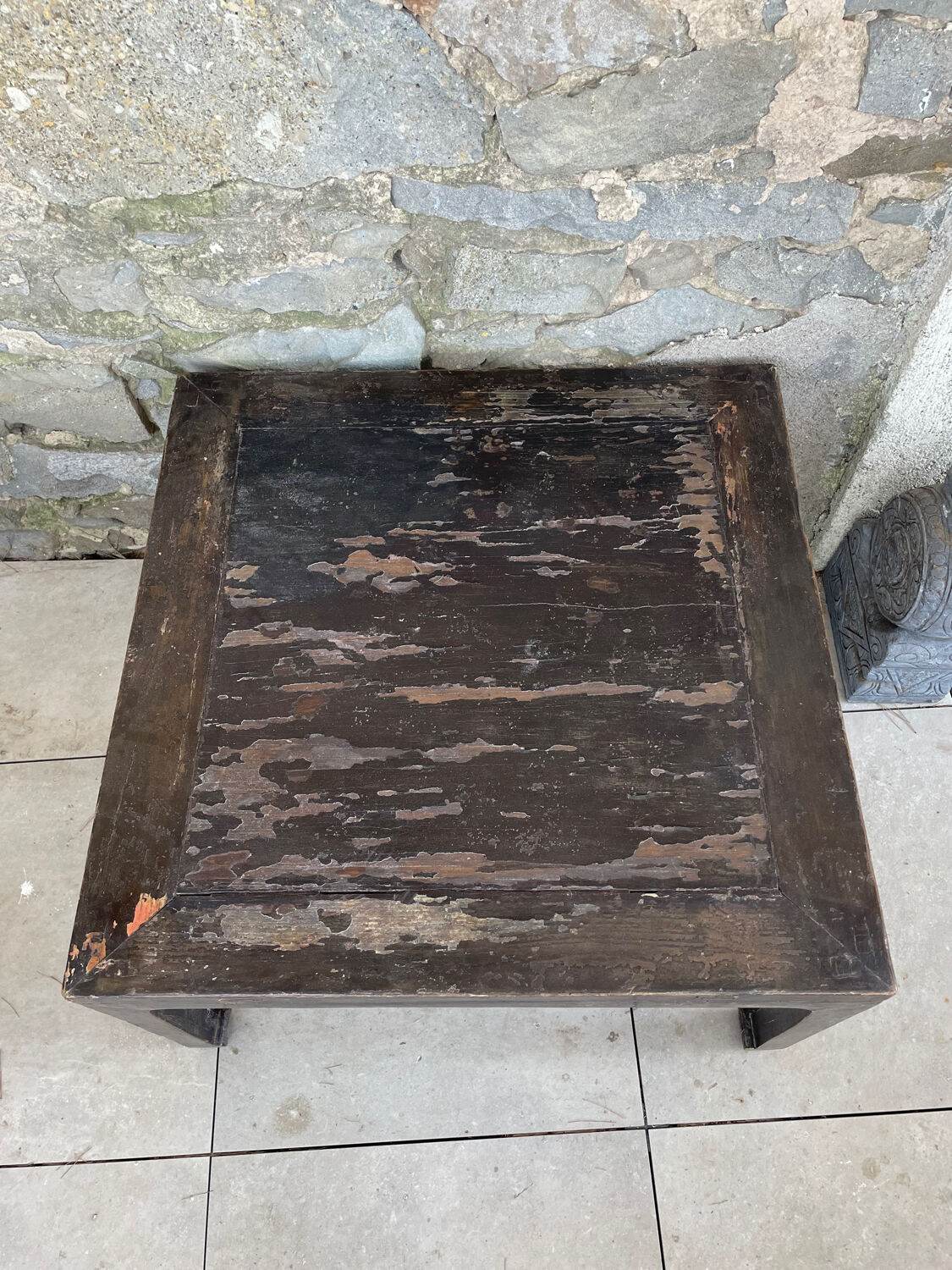 Asian coffee table from the late 18th century.