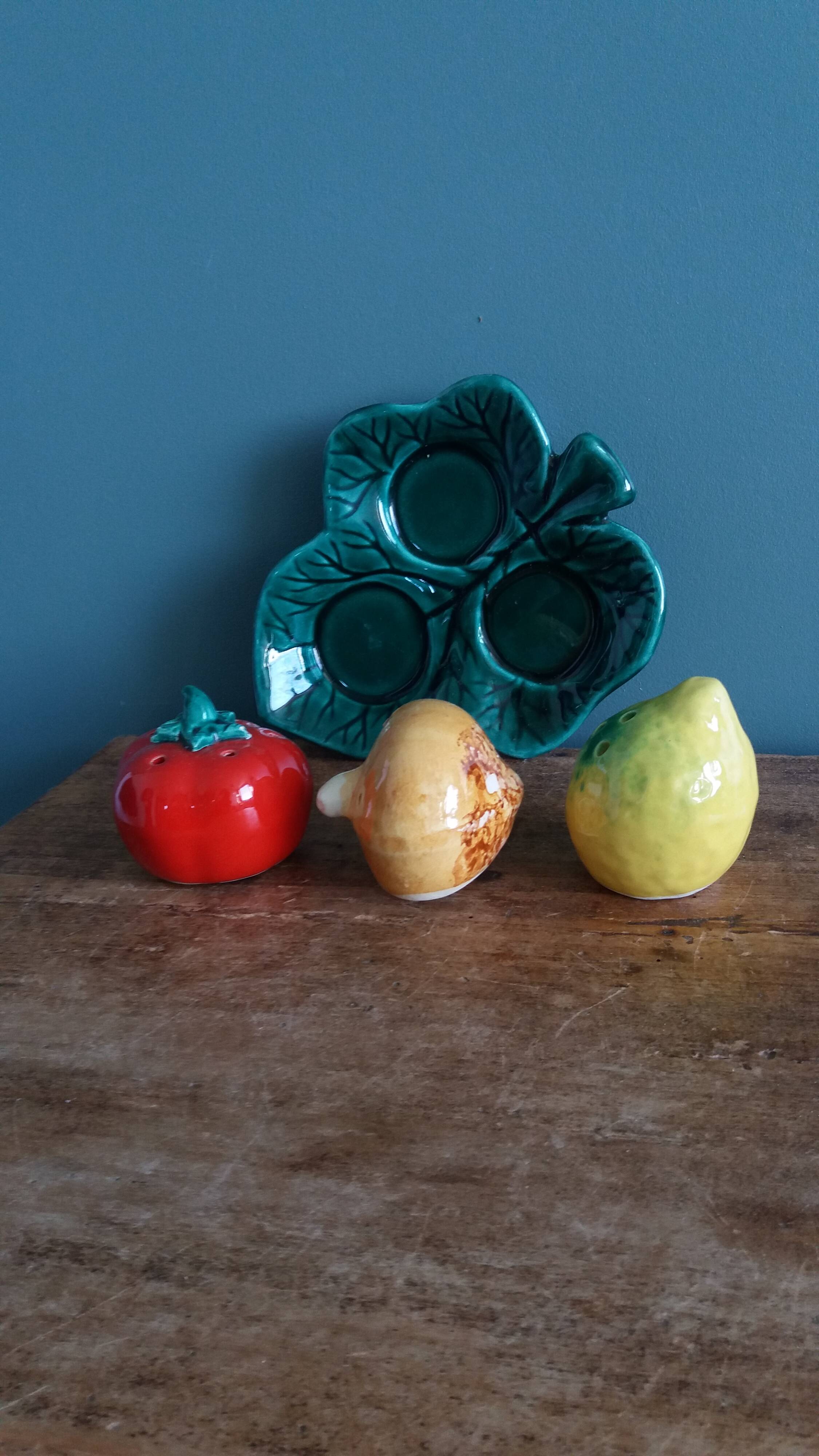 Salt and pepper shaker vegetables on a slipware leaf signed FPP Vallauris.