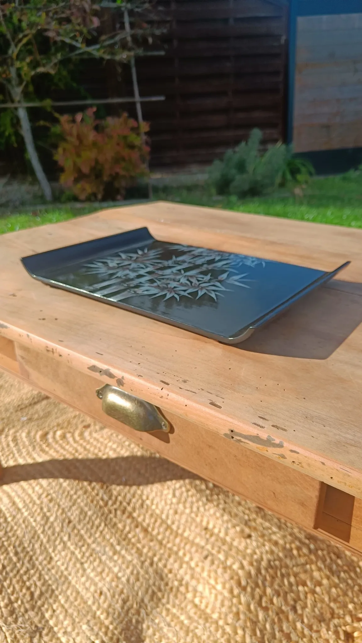 Black lacquered tray with bamboo decoration
