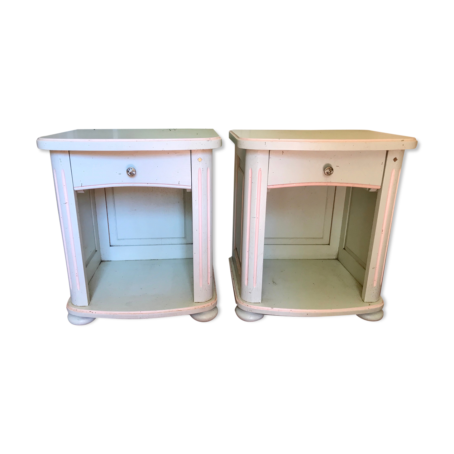 Pair of bedsides De Tonge