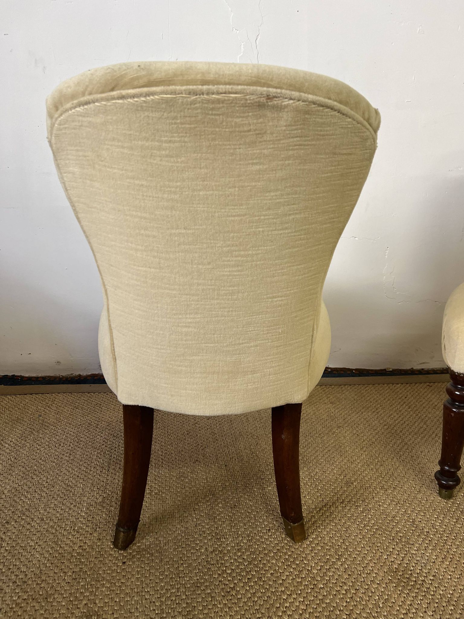 Paire de fauteuils crapauds sans accoudoirs