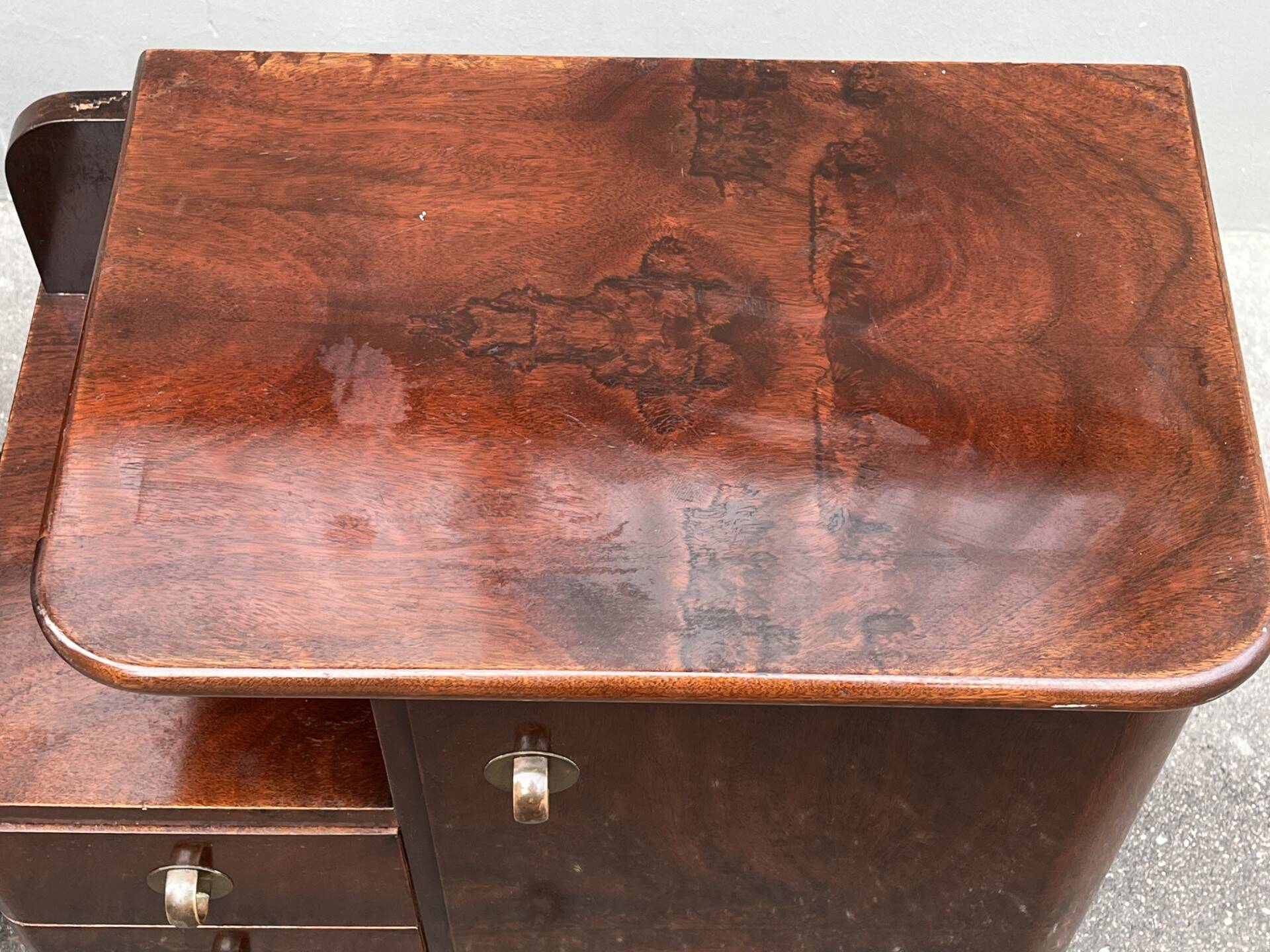Pair of Art Deco Mahogany bedside tables