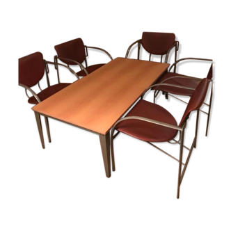 Chaises et tables