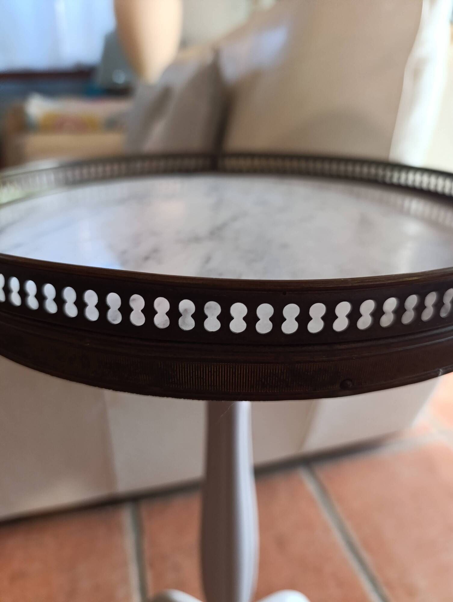 Vintage white marble and brass gueridon in Louis XVI style.