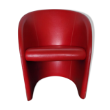 Poltrona frau red armchair