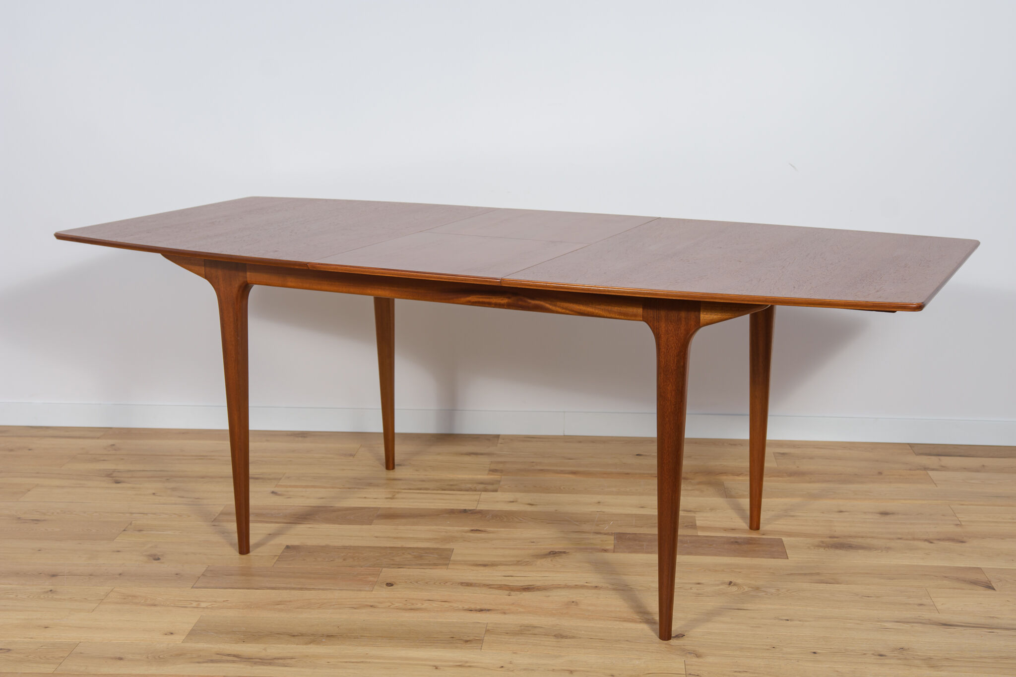 Mid-century teak extendable dining table from Mcintosh, 1960s