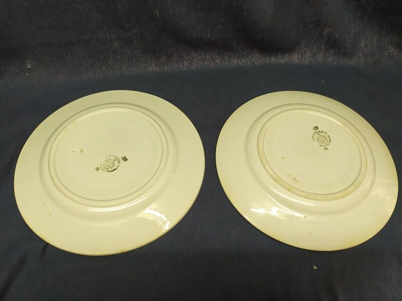 Porcelain plates St Amand 427