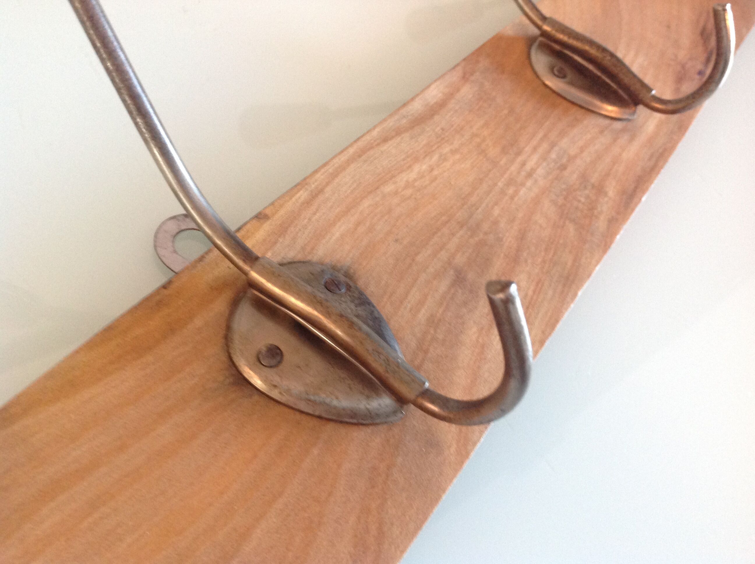 Four-headed wooden hook / vintage 60s-70s