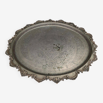Large 20th century oriental tea tray engraved in metal color Width 66 cm