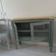 Console, buffet, vitrine peu profond sublimé en vert fumé, plateau bois.