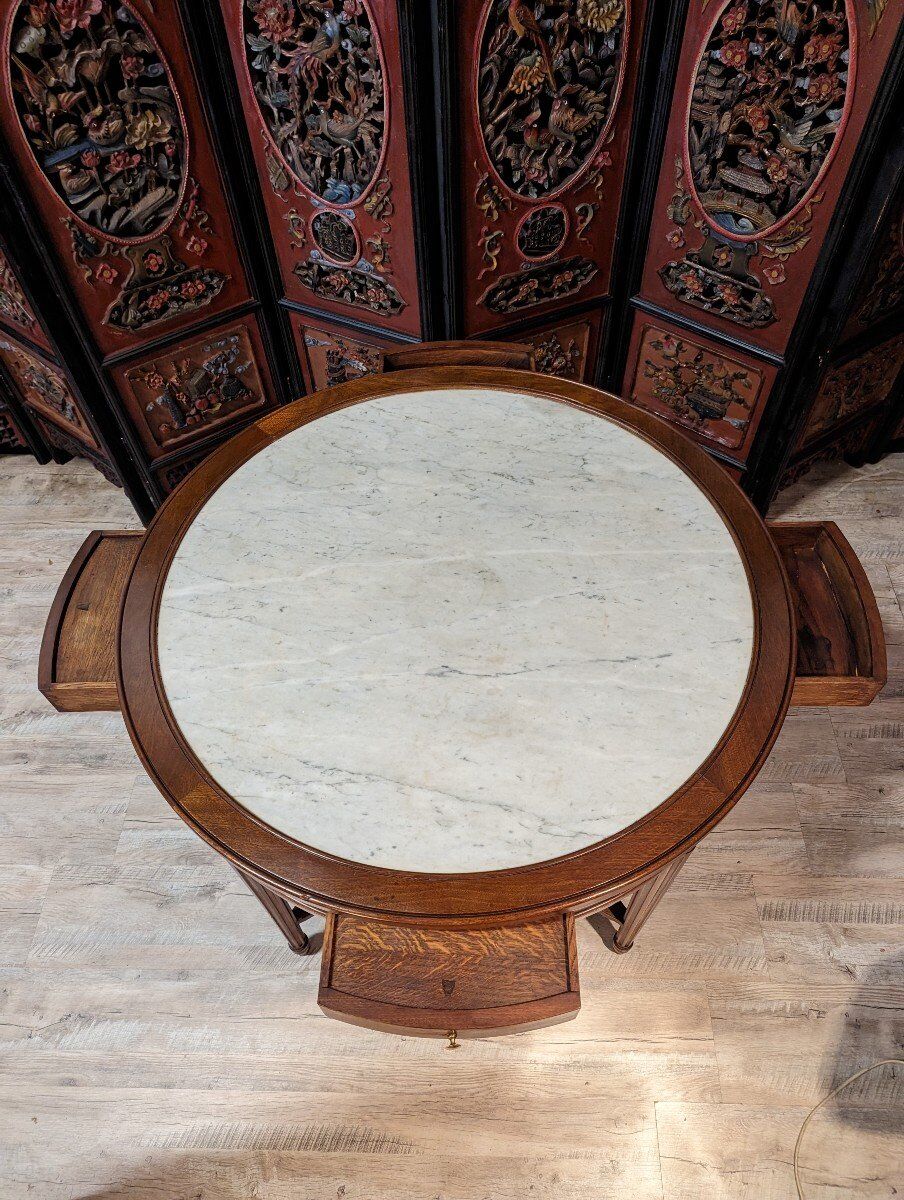 Round mahogany pedestal table Louis XVI