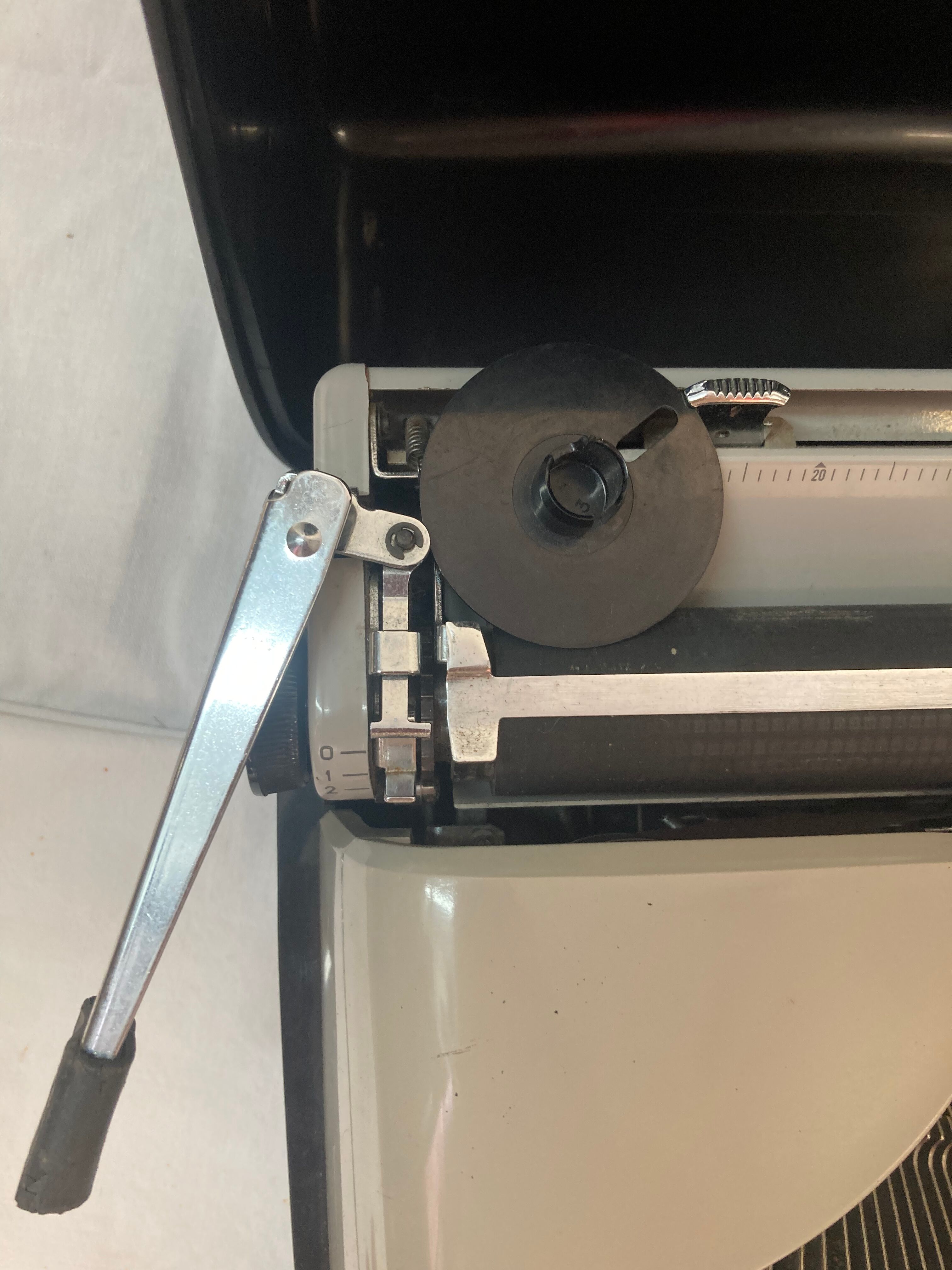 Typewriter Remington envoy