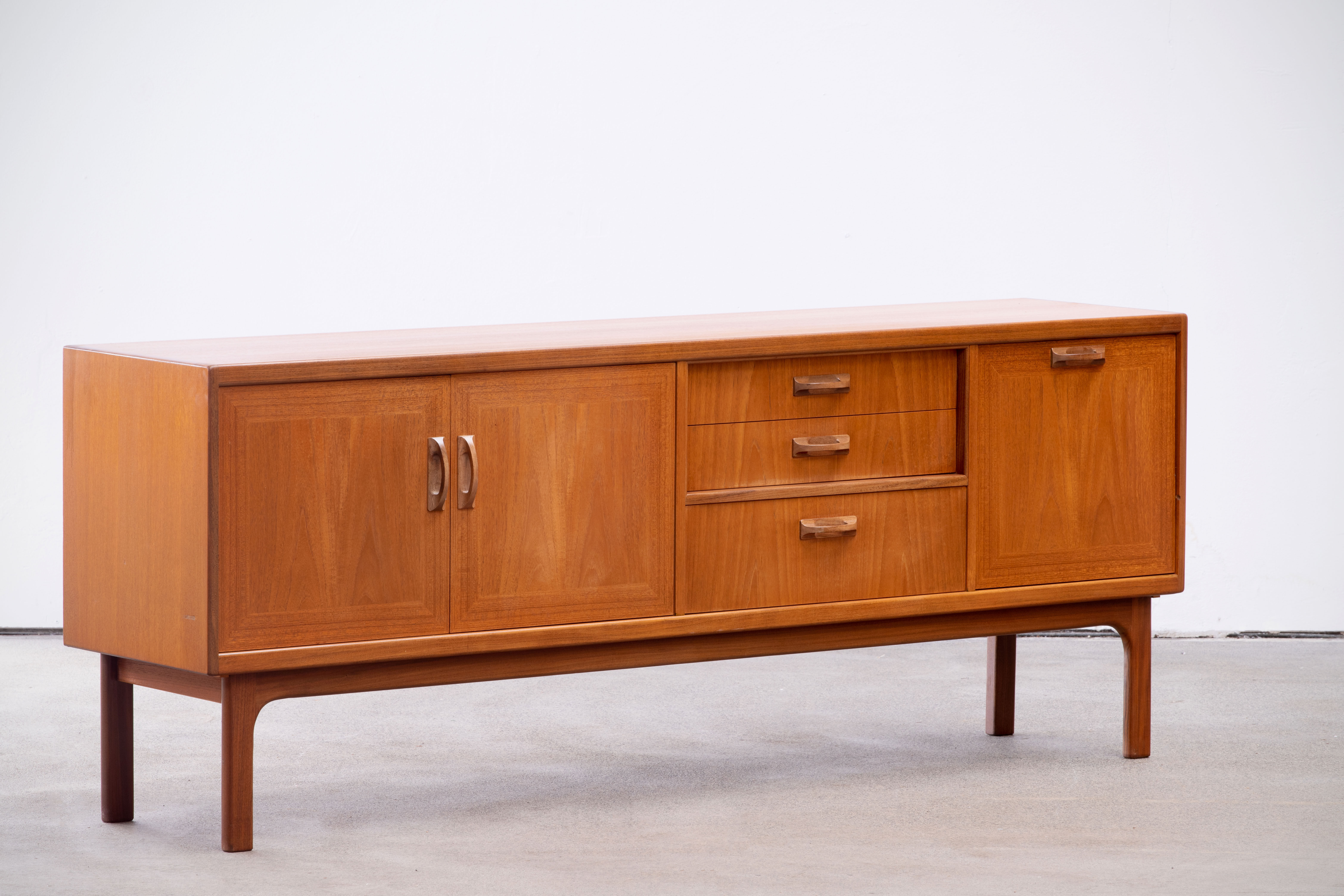 Vintage Scandinavian row Gplan 1960