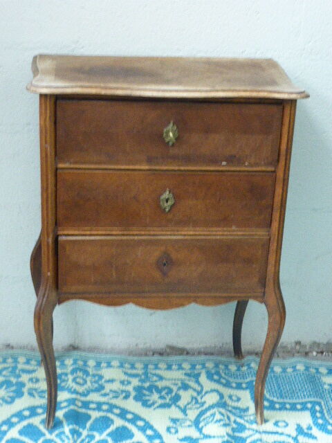 Chest of drawers in marquetry