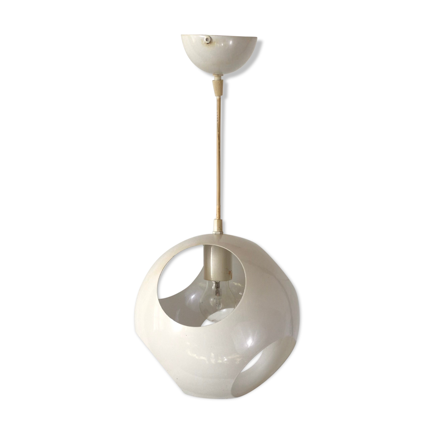 White metal hanging lamp