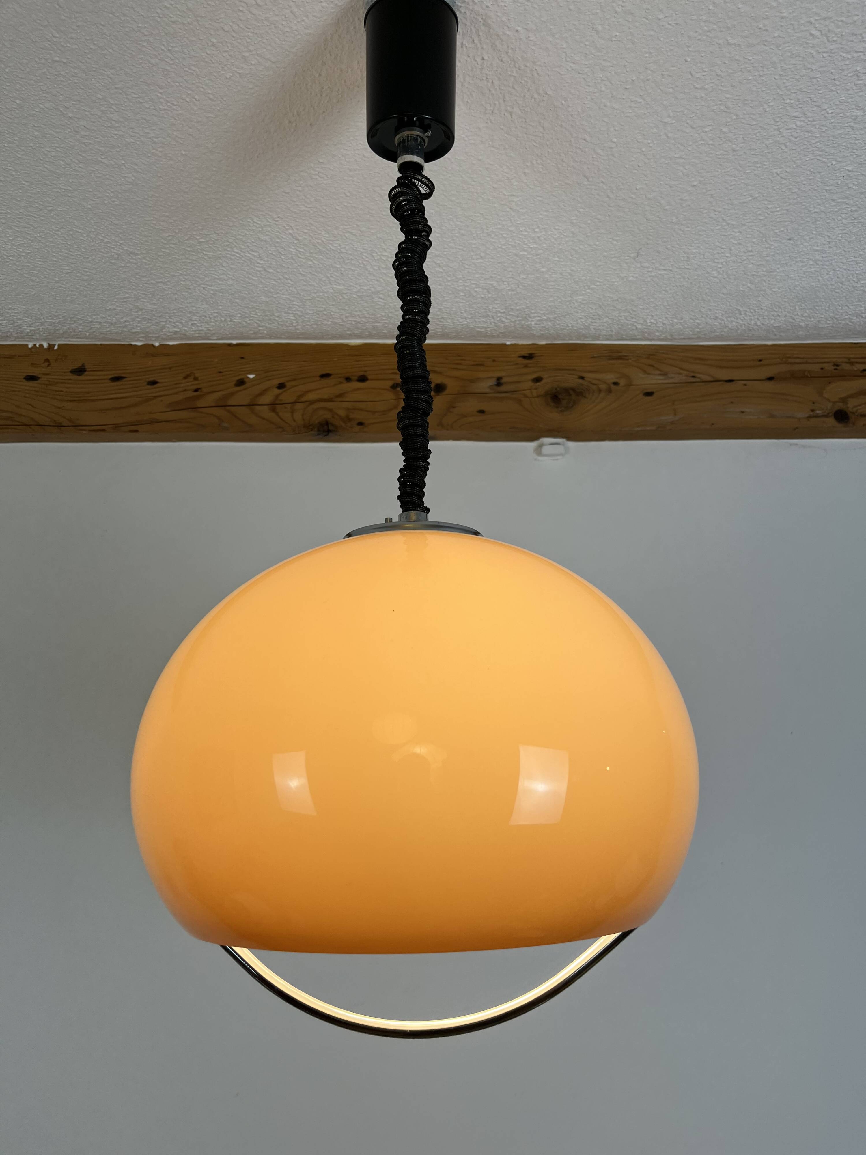 Guzzini pendant light, Jolly model by Luigi Massoni, 70's space age style