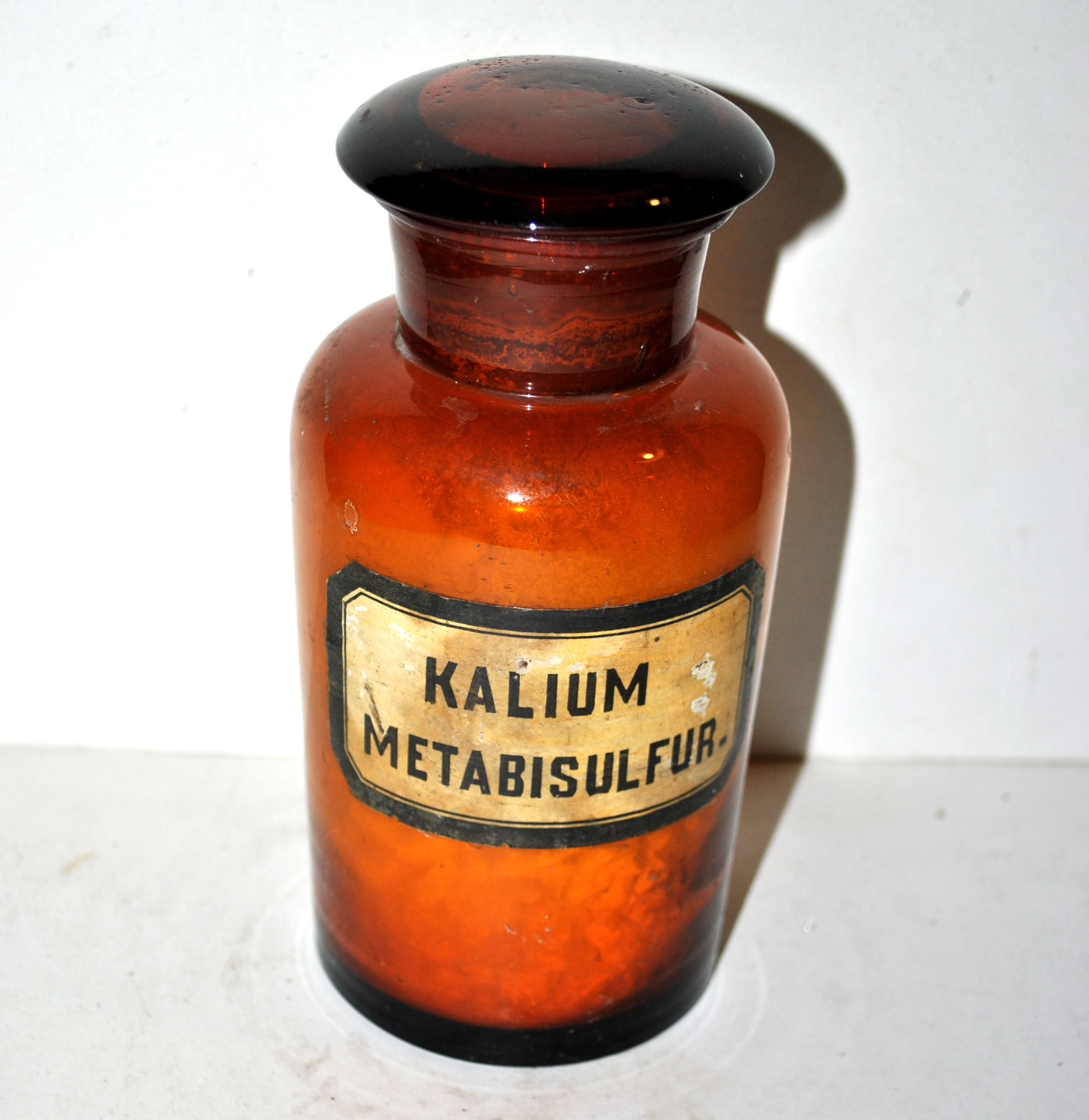 Set of 4 old brown glass apothecary bottles - Lab pharmacy bottle