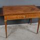 Small desk table in rosewood and rosewood marquetry, Louis XVI style – early 20th century.