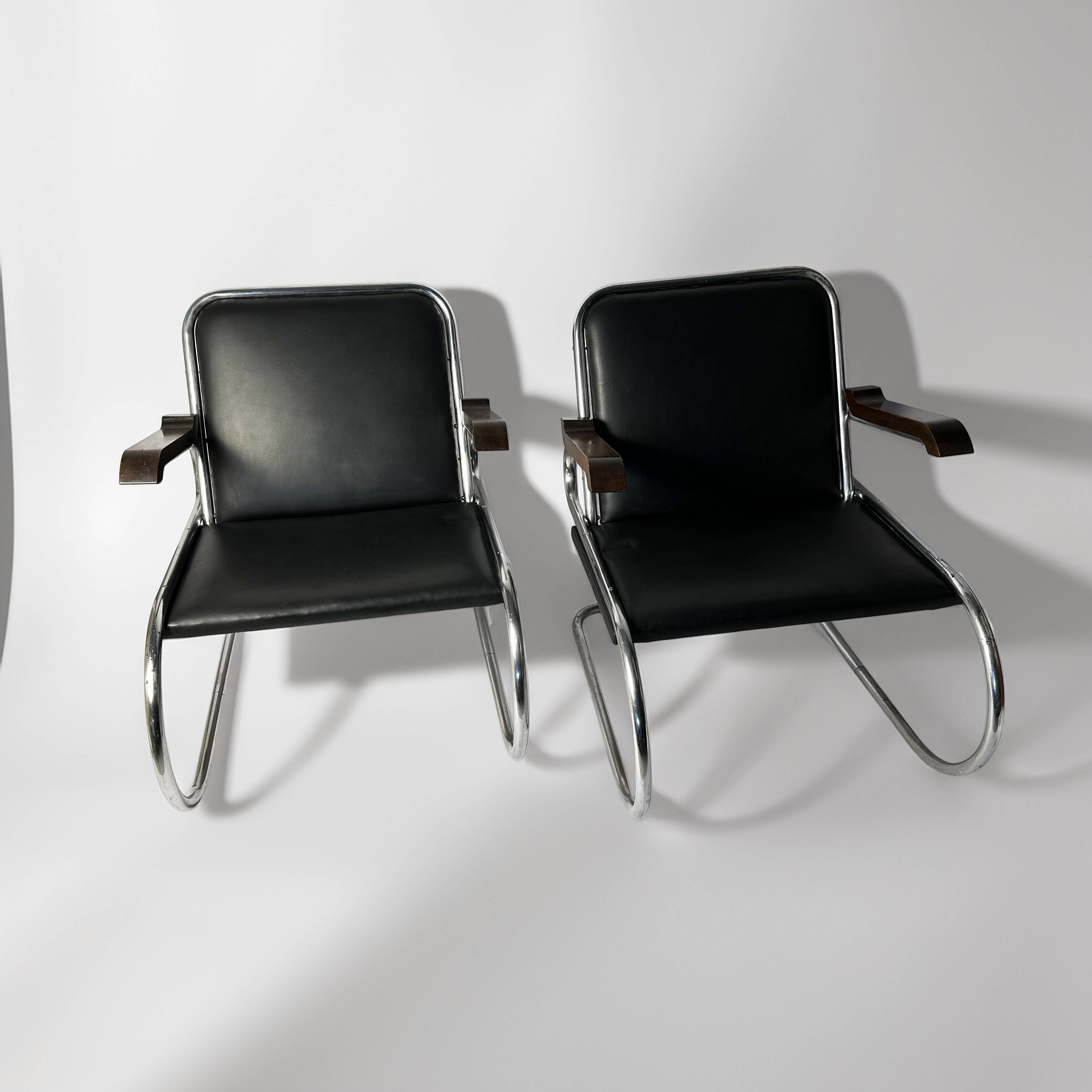 Pair of 1930s - 40s Bauhaus Cantilever Armchairs – Tubular Steel, Wooden Arms