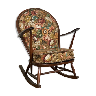 Lucian Ercolani's rocking-chair for Ercol