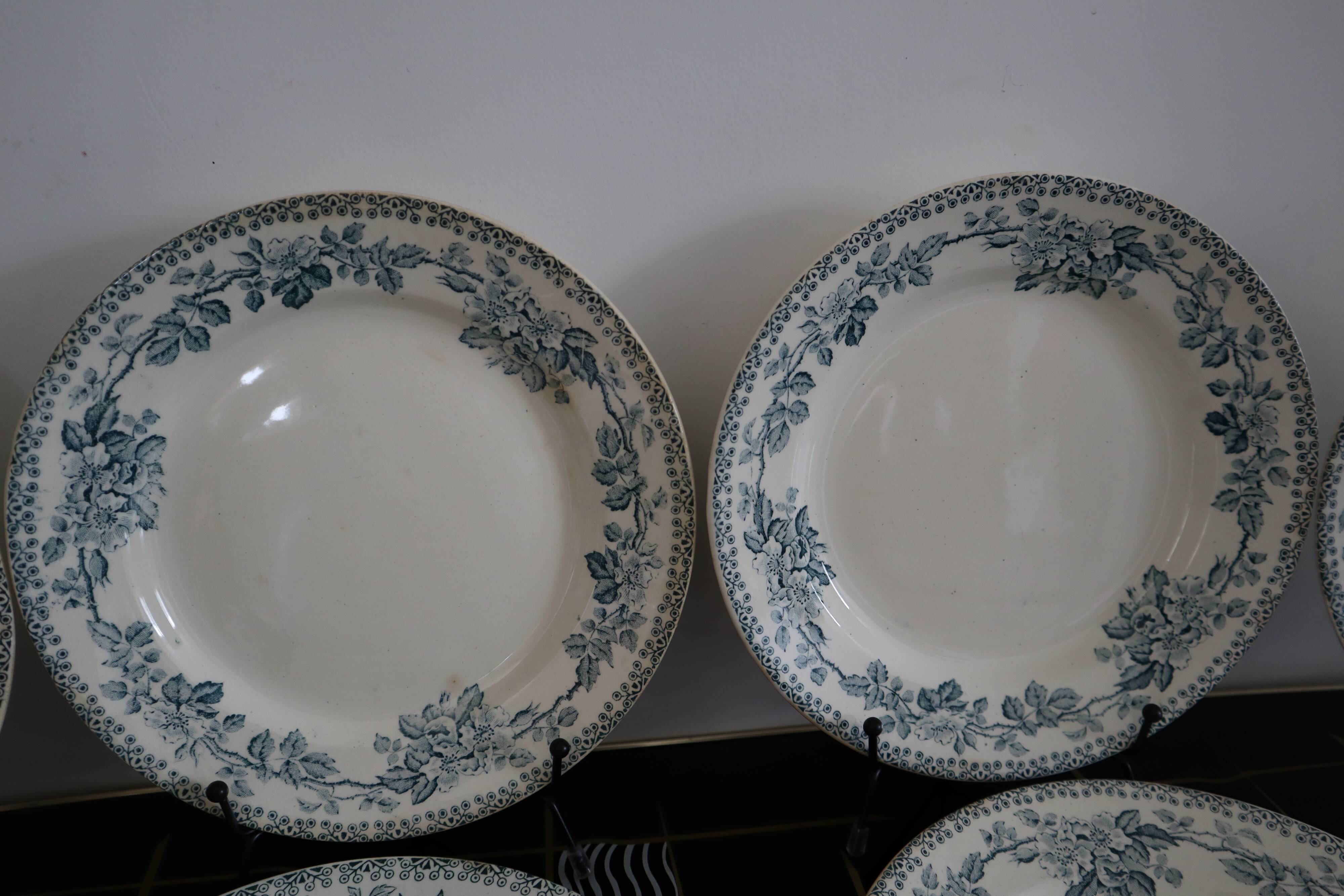 6 flat plates Terre de Fer model Guadeloupe Saint Amand