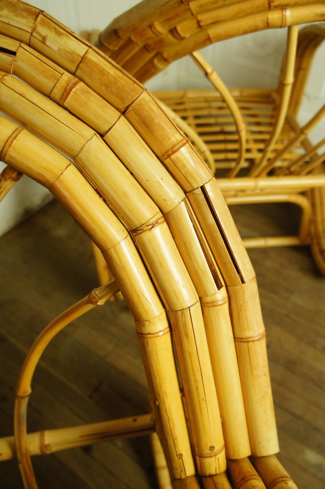 Paire de fauteuils lounge "Bretzel" de style art déco vers 1960