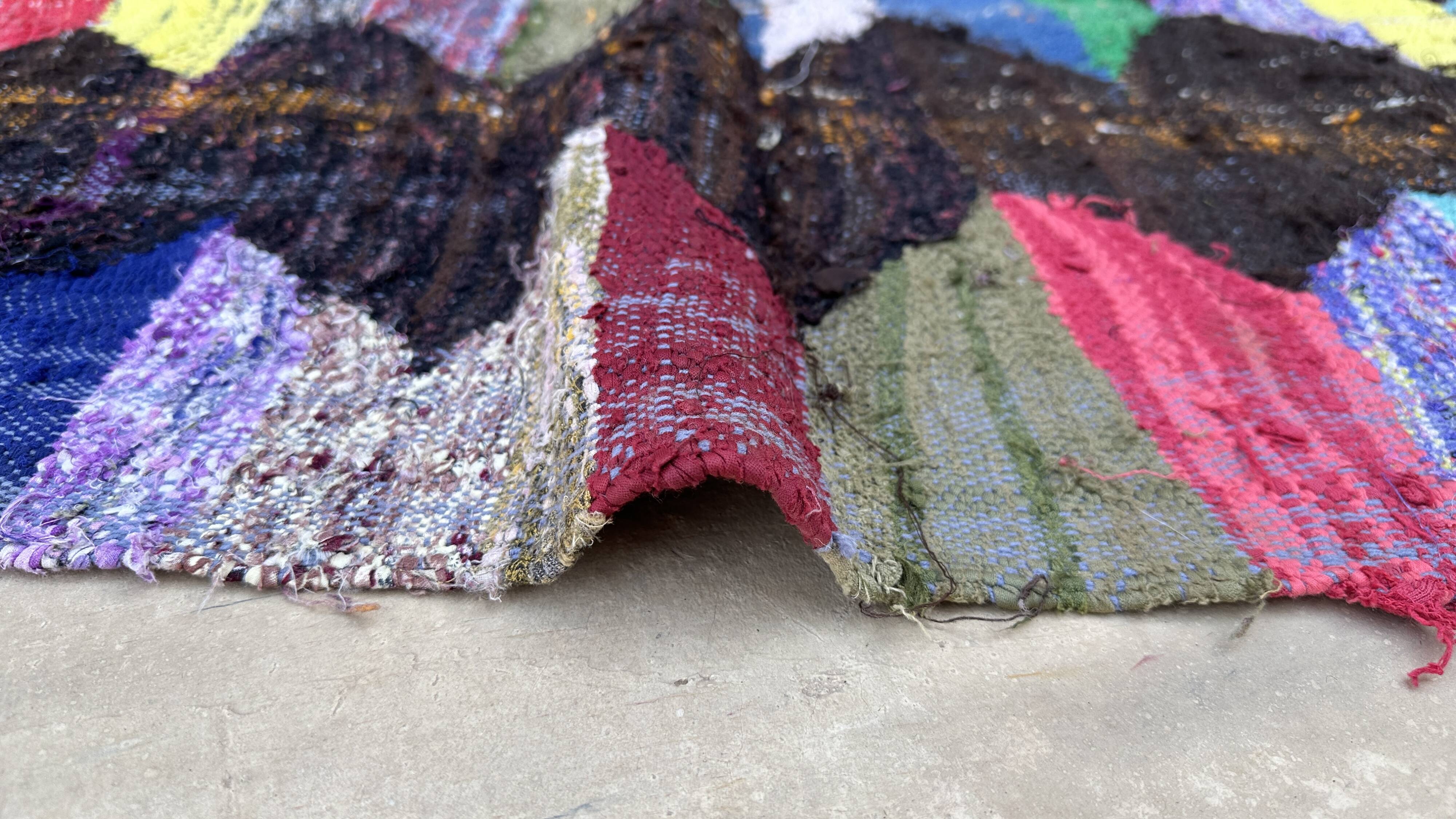 Colorful Moroccan rug - 109 x 192 cm