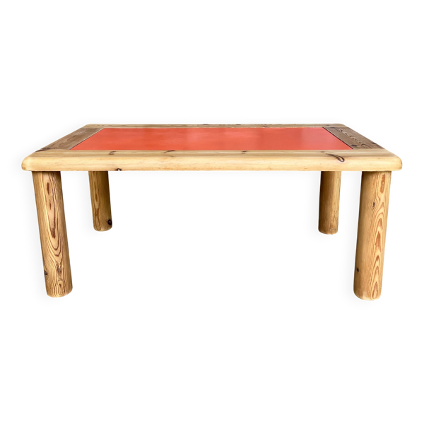 Table basse moderniste pin et orange laqué 1970