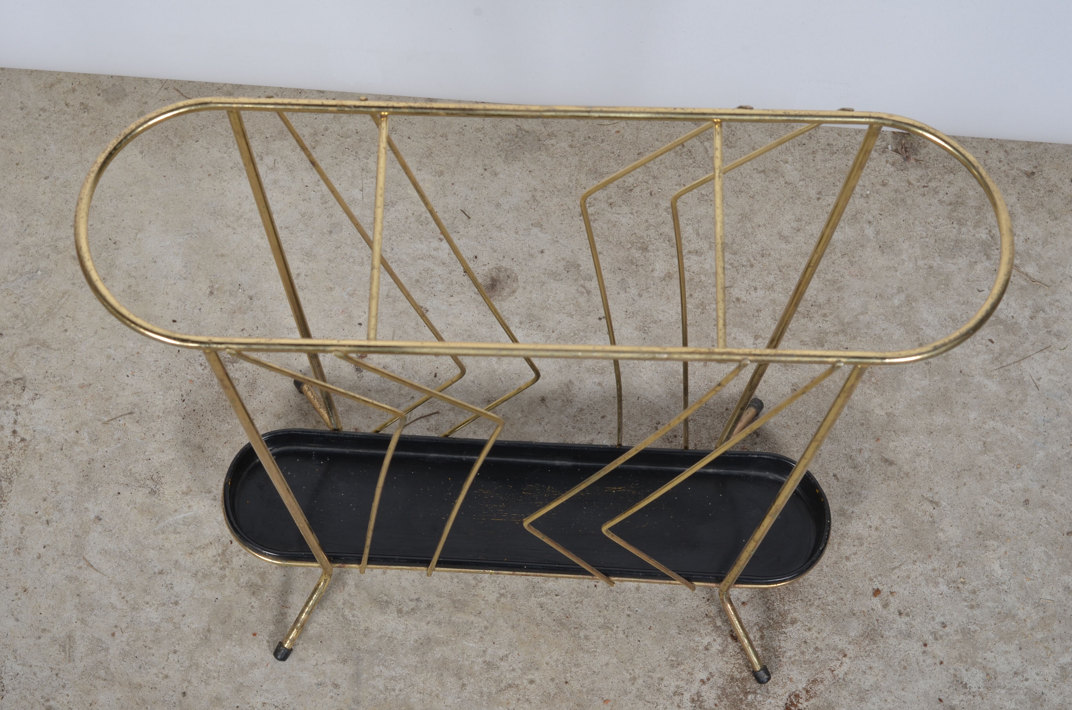 Golden metal umbrella door