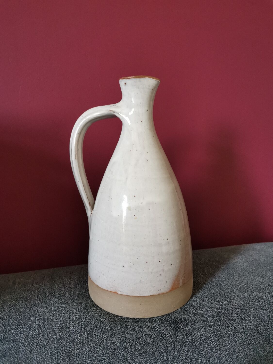 Sandstone pitcher