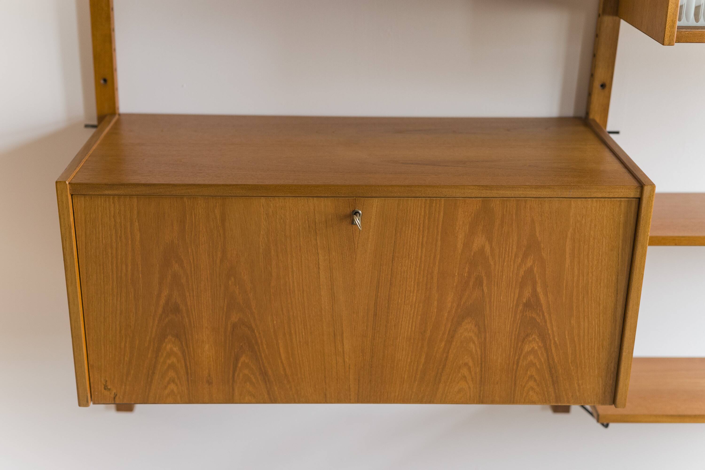 Mid-Century Modern Teak Wall Unit attributed to Kurt Østervig, 1960