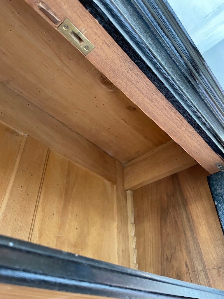 Napoleon 3 walnut window glass cabinet