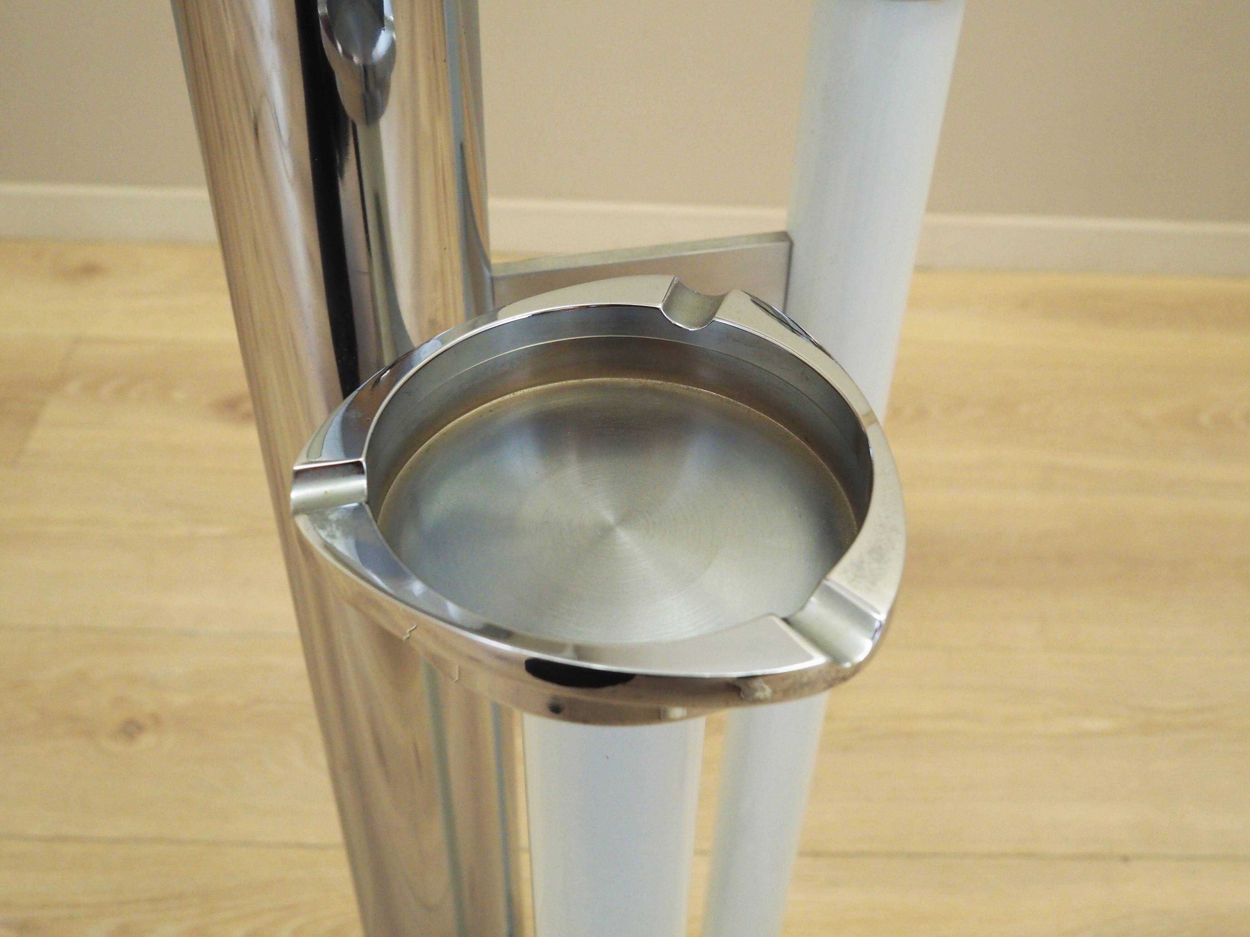 Floor lamp with ashtray, Space Age design, 1960s, production: Italy