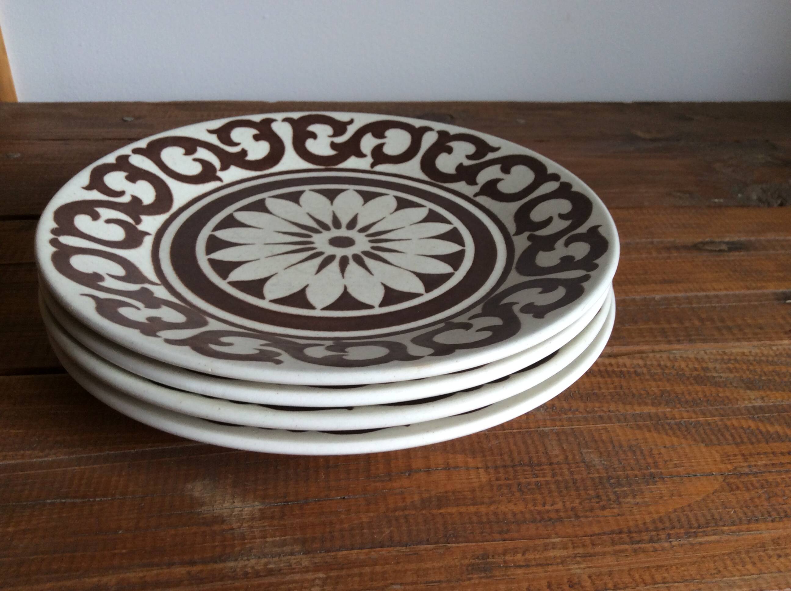 4 assiettes à dessert England