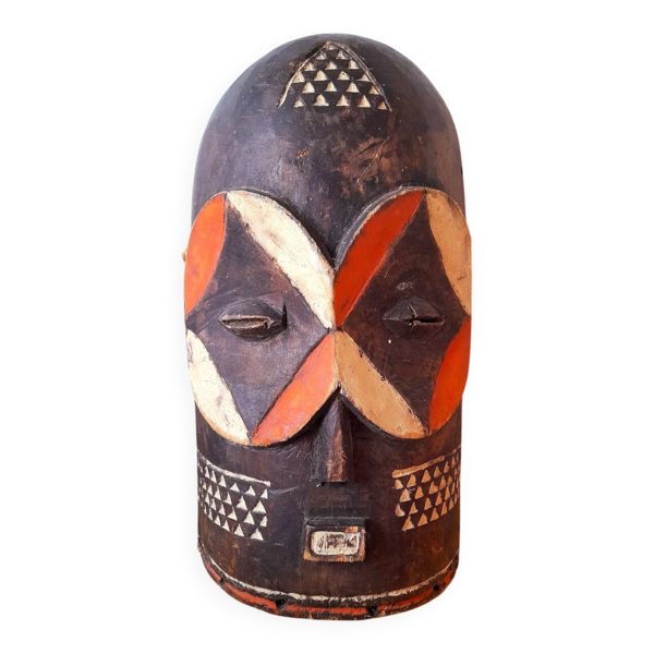 Masque Africain en bois sculpté — Beyit