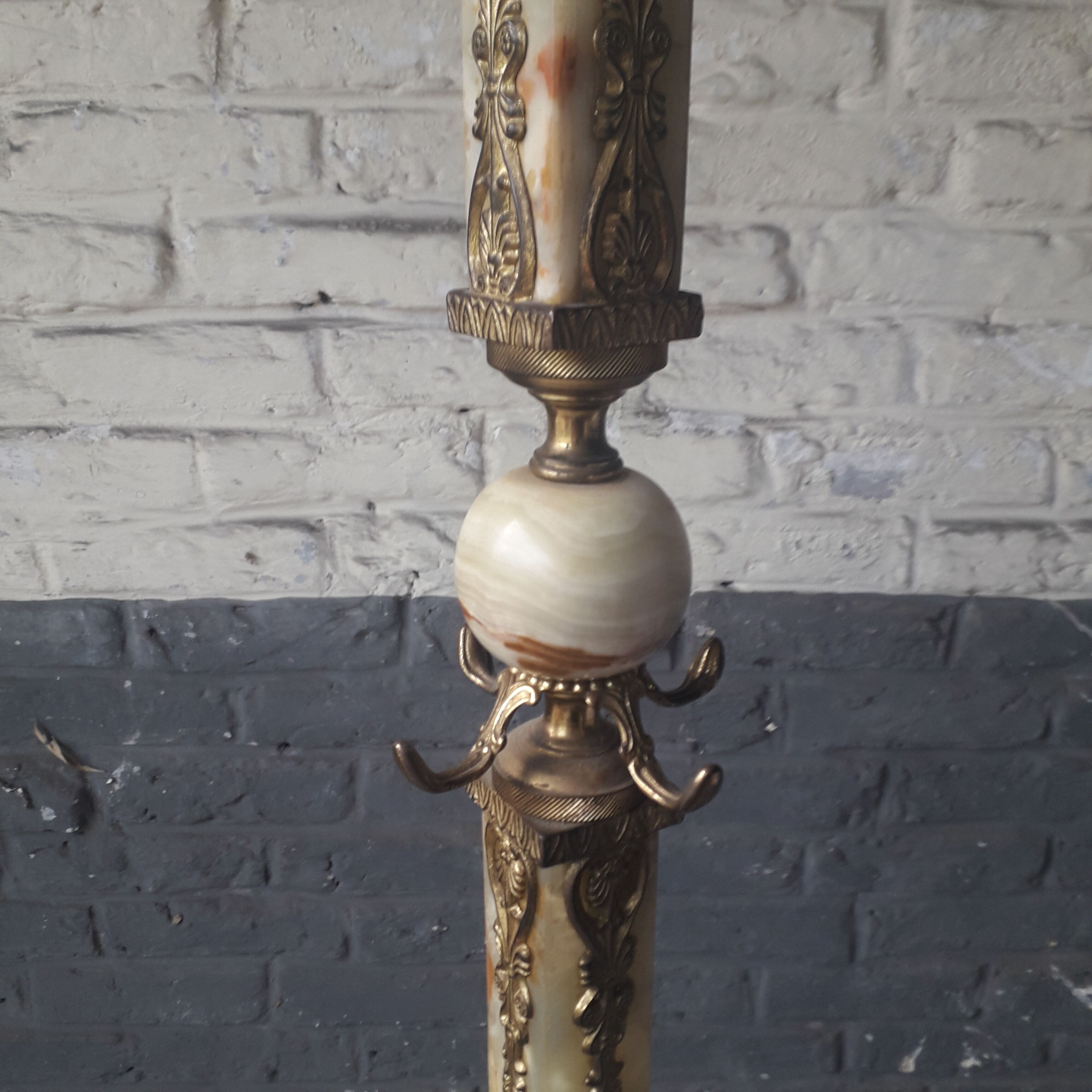 Italian coat rack brass and onyx