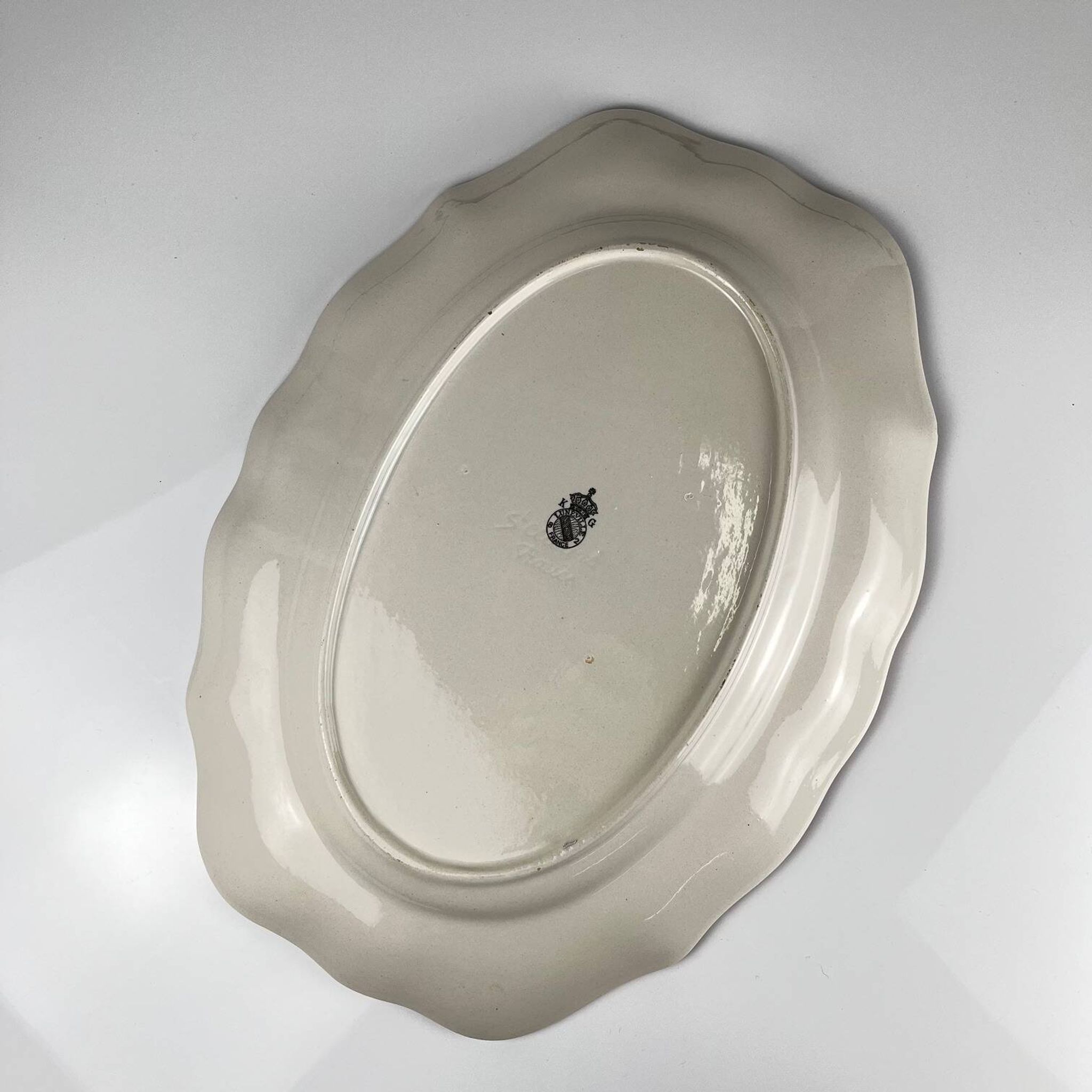 Grand plat ovale  KG Luneville – modèle Réverbère